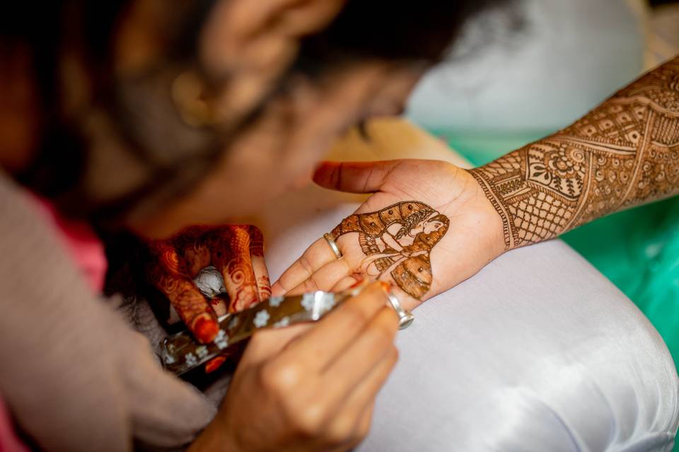 Mehendi Artist